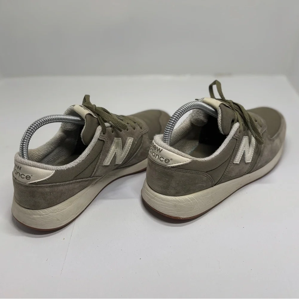 New Balance 420 Sneakers Men’s 8.5 Olive Green Suede Mesh Casual Retro Shoes - Picture 6 of 13